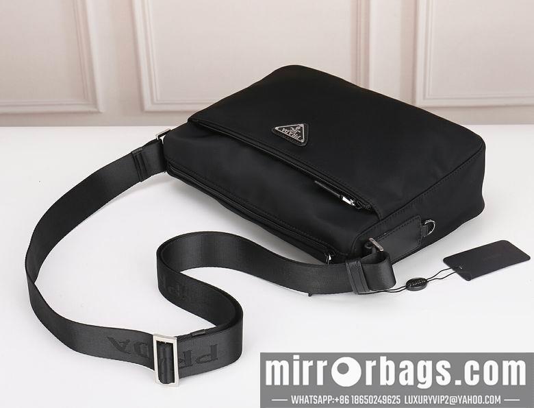 Prada Bags 30X22X8cm 051805