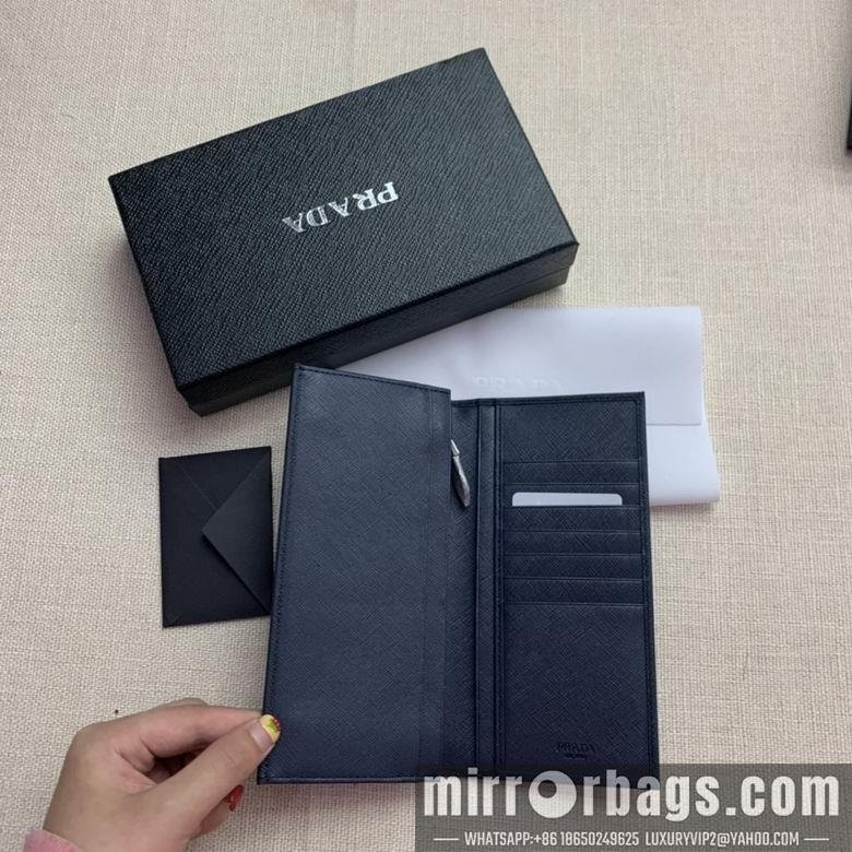 Prada Bags LM0837 19x10x2.5cm YG 3