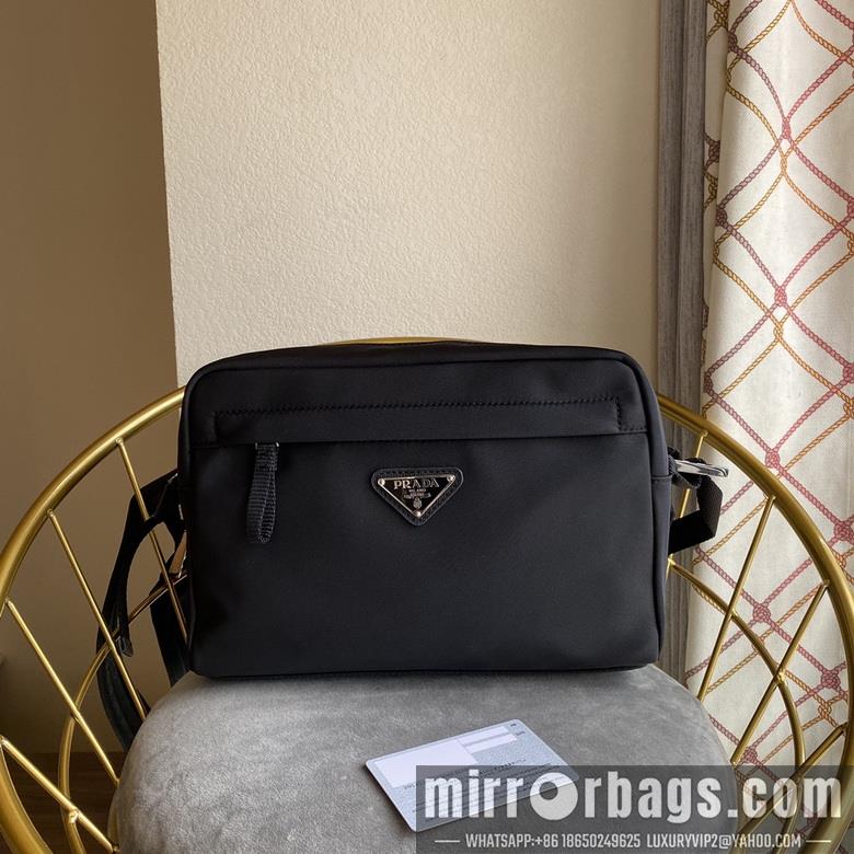 Prada Bags 533-4 26X19X6.5cm WP
