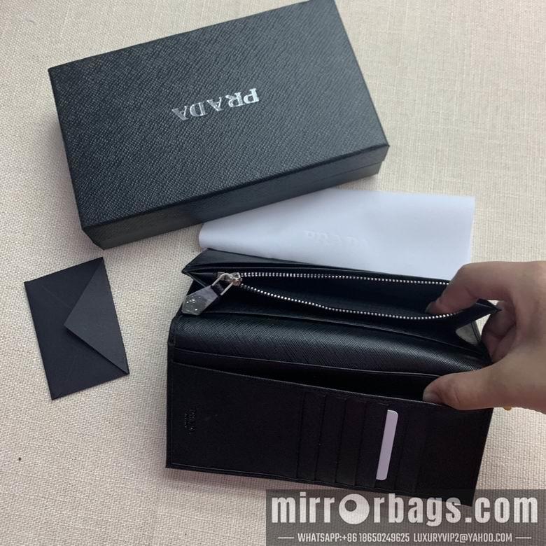 Prada Bags LM0837 19x10x2.5cm YG 1