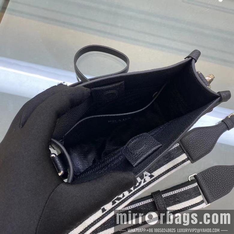 Prada Bags 1BH191 20X19X6cm XM