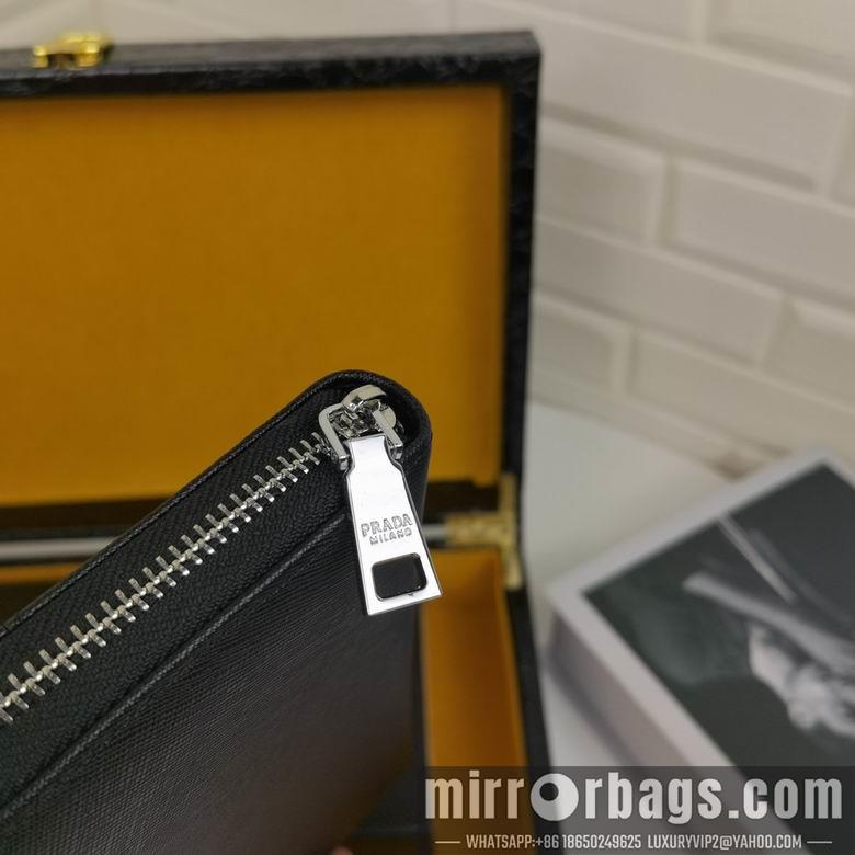 Prada Bags 666071 19X10X2.5cm XM