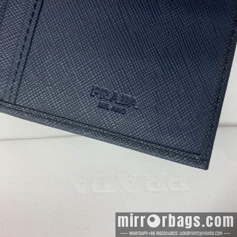 Prada Bags LM0837 19x10x2.5cm YG 2