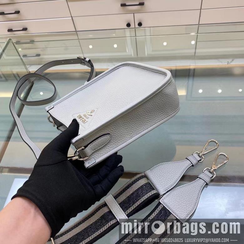 Prada Bags 1BH191 20X19X6cm XM