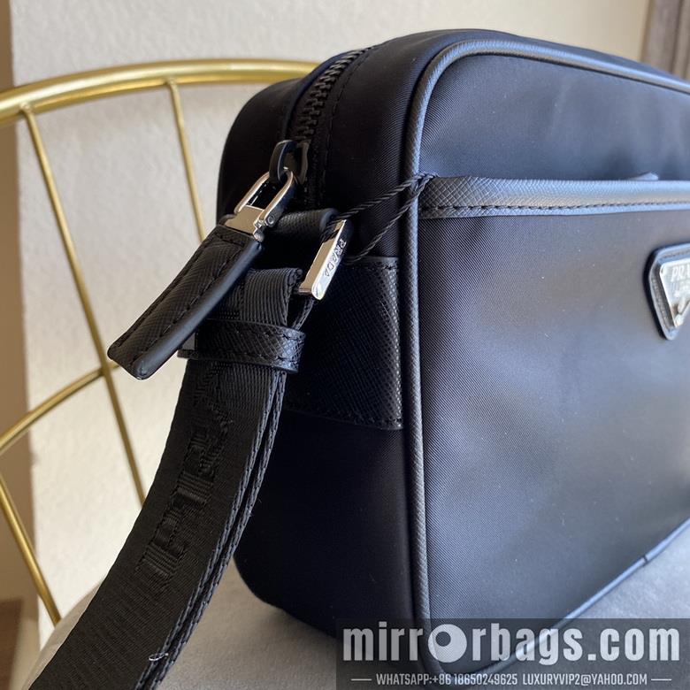 Prada Bags 566-4 24X16X7cm WP