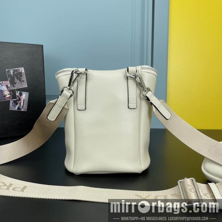 Prada Bags 1BH189 21X15X15cm XM 4