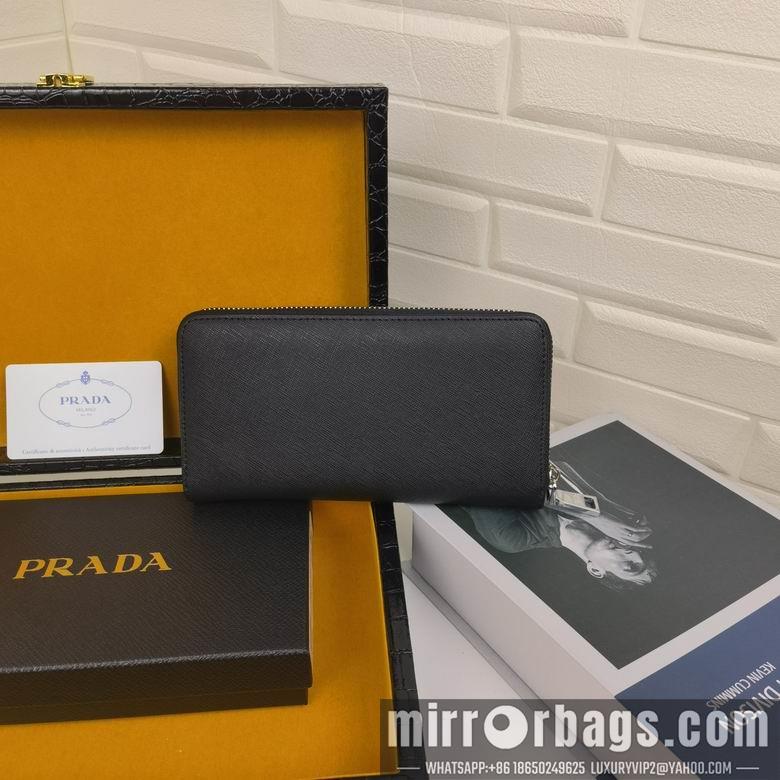 Prada Bags 666071 19X10X2.5cm XM