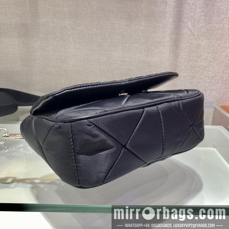 Prada Bags 1BD292 21X16X7cm XM-1