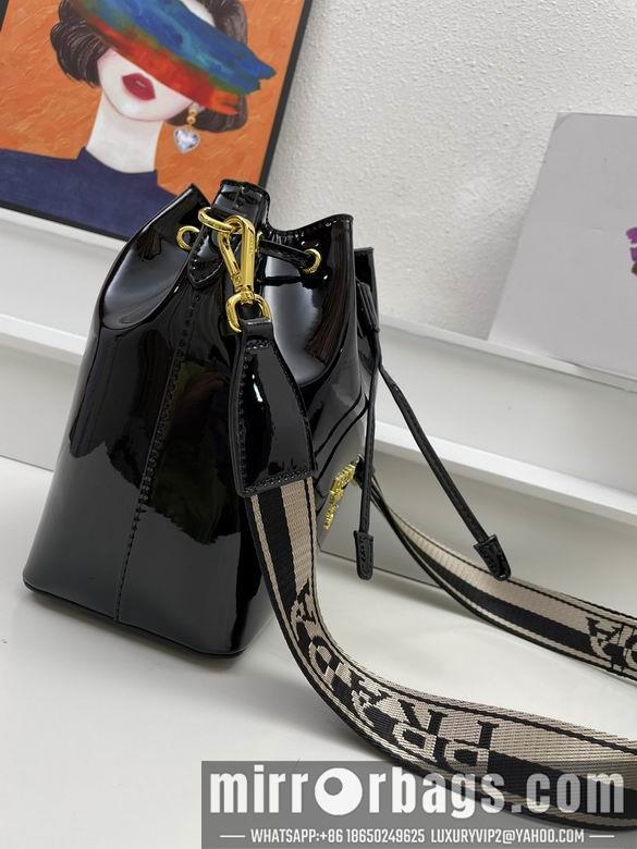 Prada Bags 55133 18X22X12cm XM 4