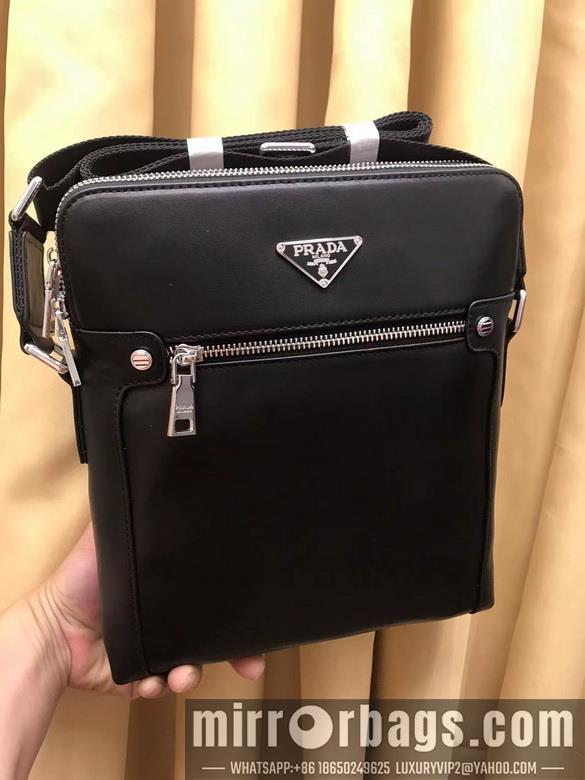 Prada Bags 690-4 25X28X5cm WP