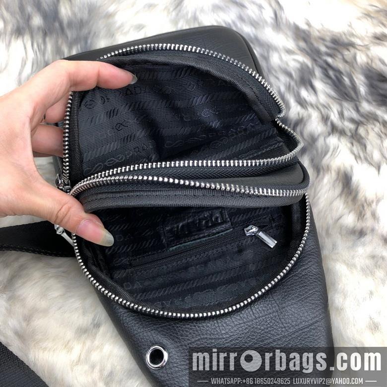 Prada Bags 33048-1 17X29X6.5cm XM