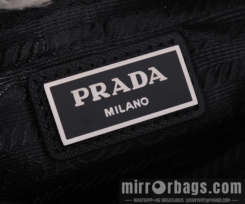 Prada Bags 2VH128 19X13X2.5cm XM