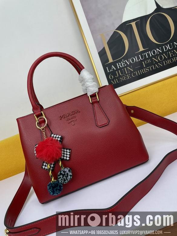 Prada Bags WW5005红 30X22X13