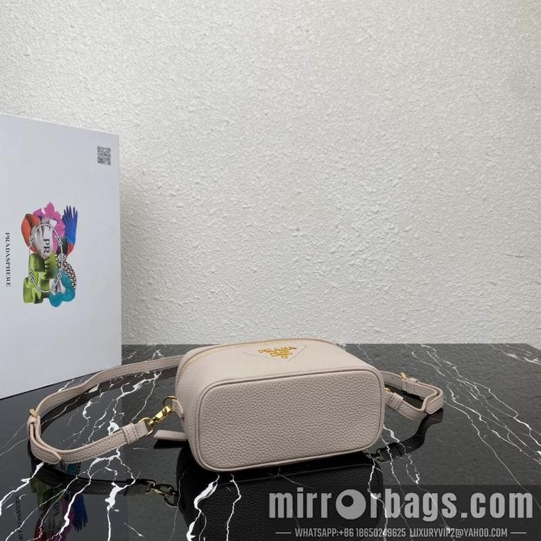 Prada Bags 1BH202 18X11.5X7.5cm YG 3