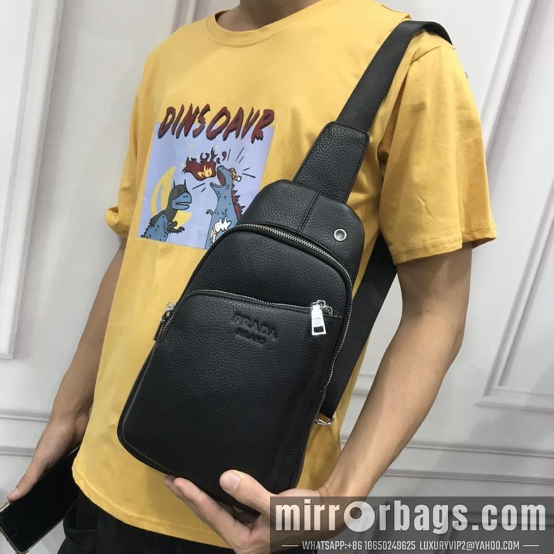 Prada Bags 152-4 18X31X7cm XM
