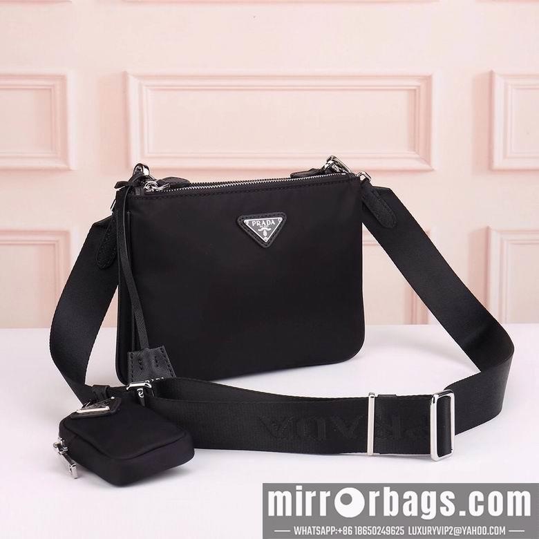 Prada Bags 24X17.5X4cm 053053 XM