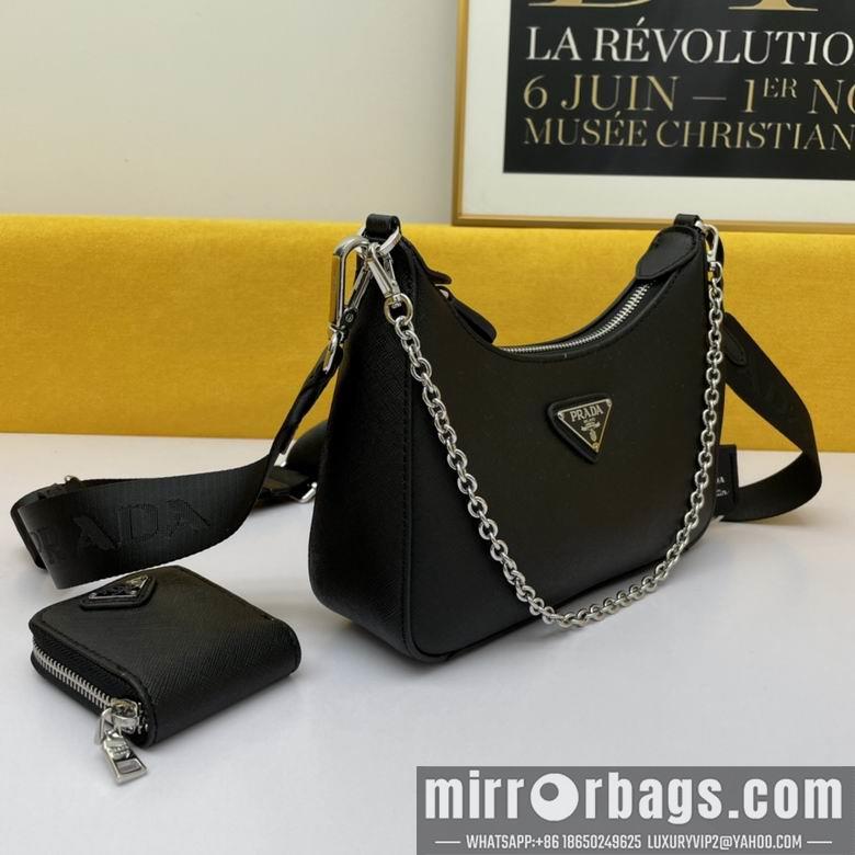 Prada Bags WW1BH204黑 18X22X6.5
