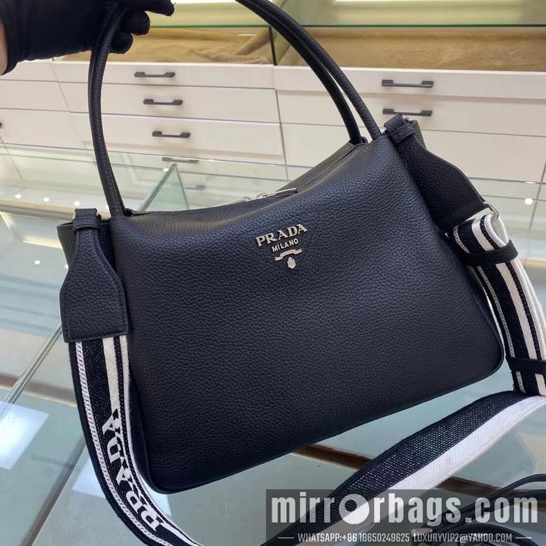 Prada Bags 1BC170 32X26X13cm XM