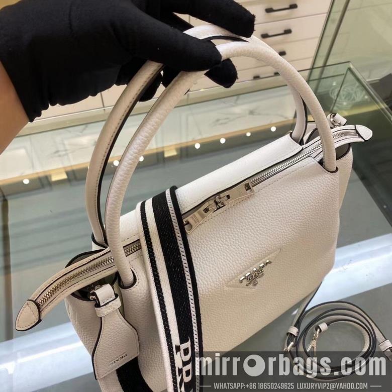 Prada Bags 1BC170 32X26X13cm XM