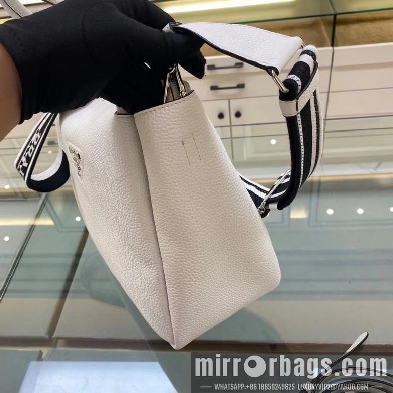 Prada Bags 1BC170 32X26X13cm XM