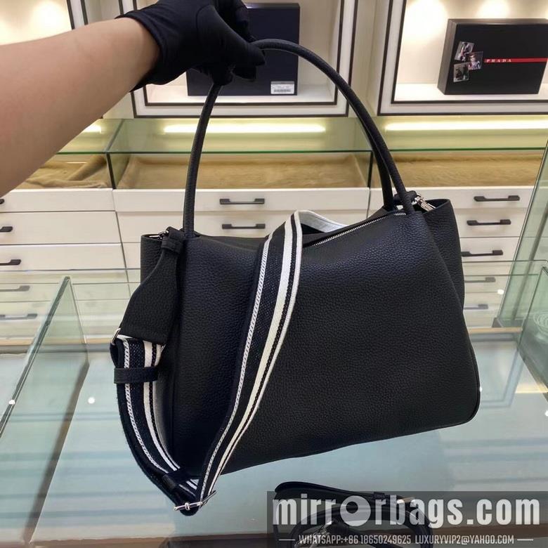Prada Bags 1BC170 32X26X13cm XM