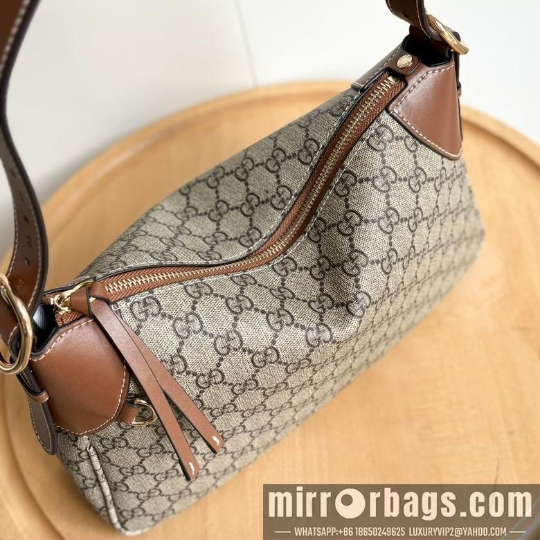 Gucci Bags 1:1 Emblem 815216 31.5X21X8cm DF
