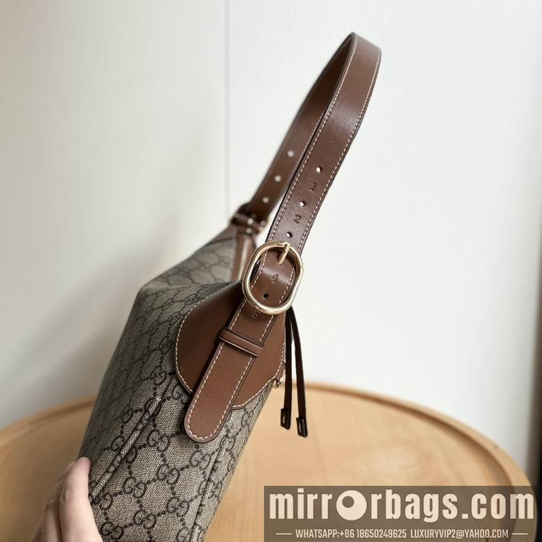 Gucci Bags 1:1 Emblem 815216 31.5X21X8cm DF