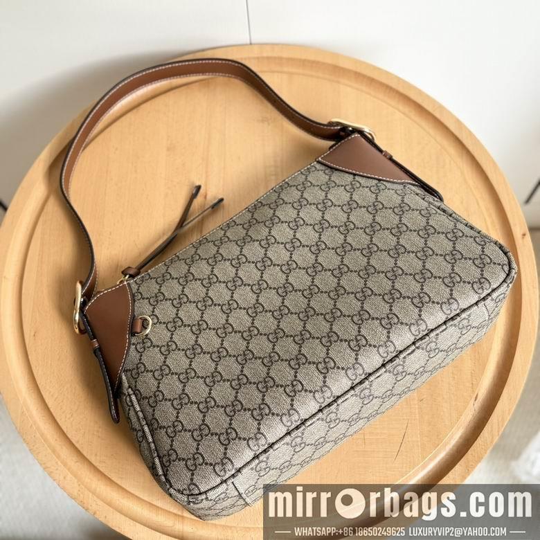 Gucci Bags 1:1 Emblem 815216 31.5X21X8cm DF