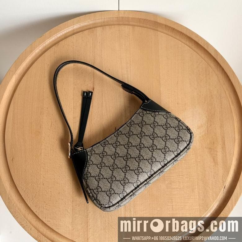 Gucci Bags 1:1 Emblem 820696 23X13X2cm DF