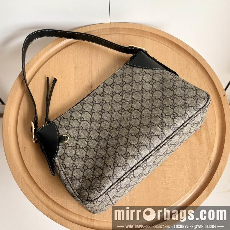 Gucci Bags 1:1 Emblem 815216 31.5X21X8cm DF