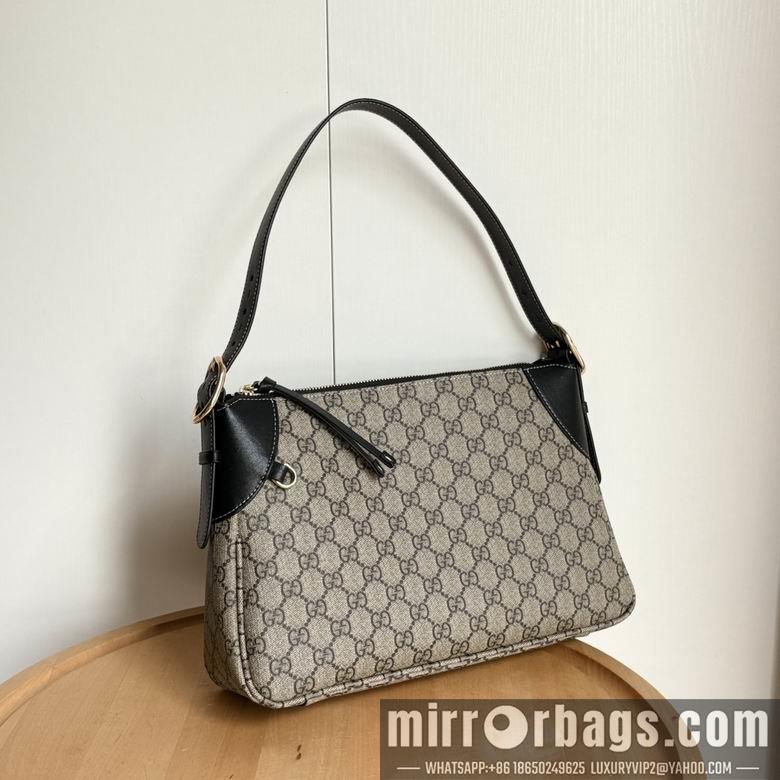 Gucci Bags 1:1 Emblem 815216 31.5X21X8cm DF