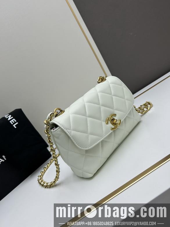 1:1 Chanel Bags Chanel 5115 13x20.5x6.5cm jj2