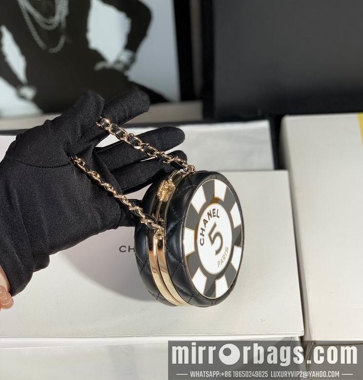 1:1 Chanel Bags 8X8X3.5cm 061102 YG 2colour