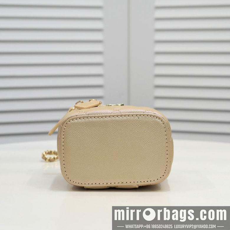 1:1 Chanel Bags 盒子包 8102 12X10X7cm WO