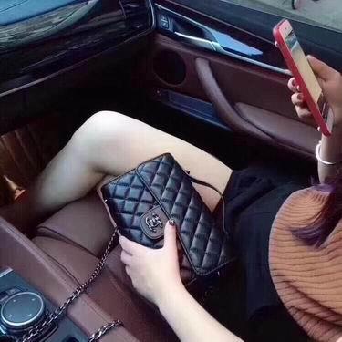 1:1 Chanel Bags WO1012