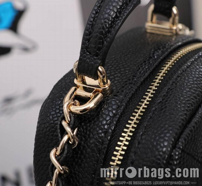 1:1 Chanel Bags 8935 18X13X9cm WO