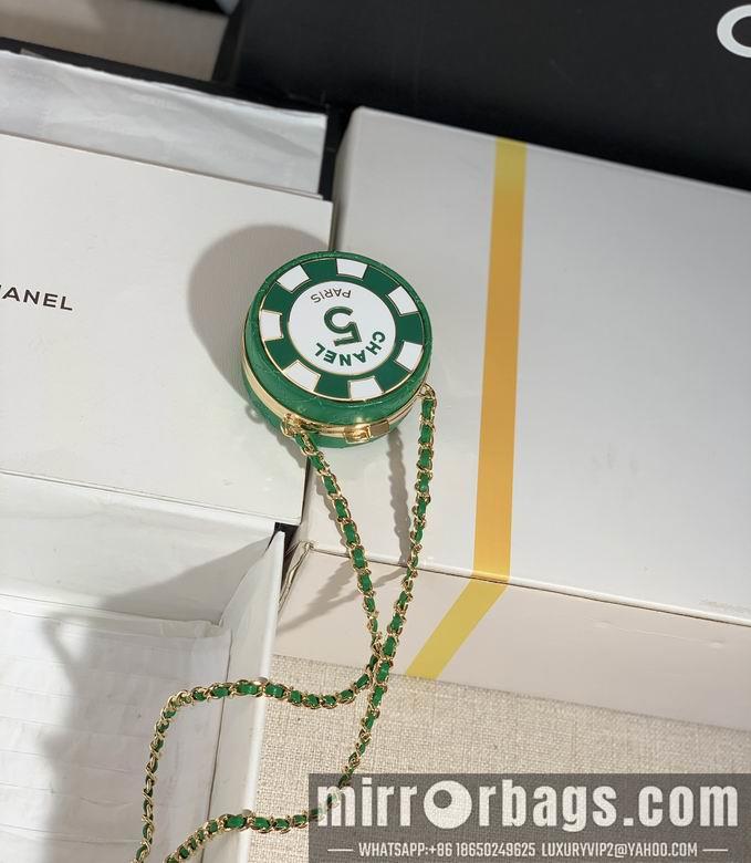 1:1 Chanel Bags 8X8X3.5cm 061102 YG 2colour