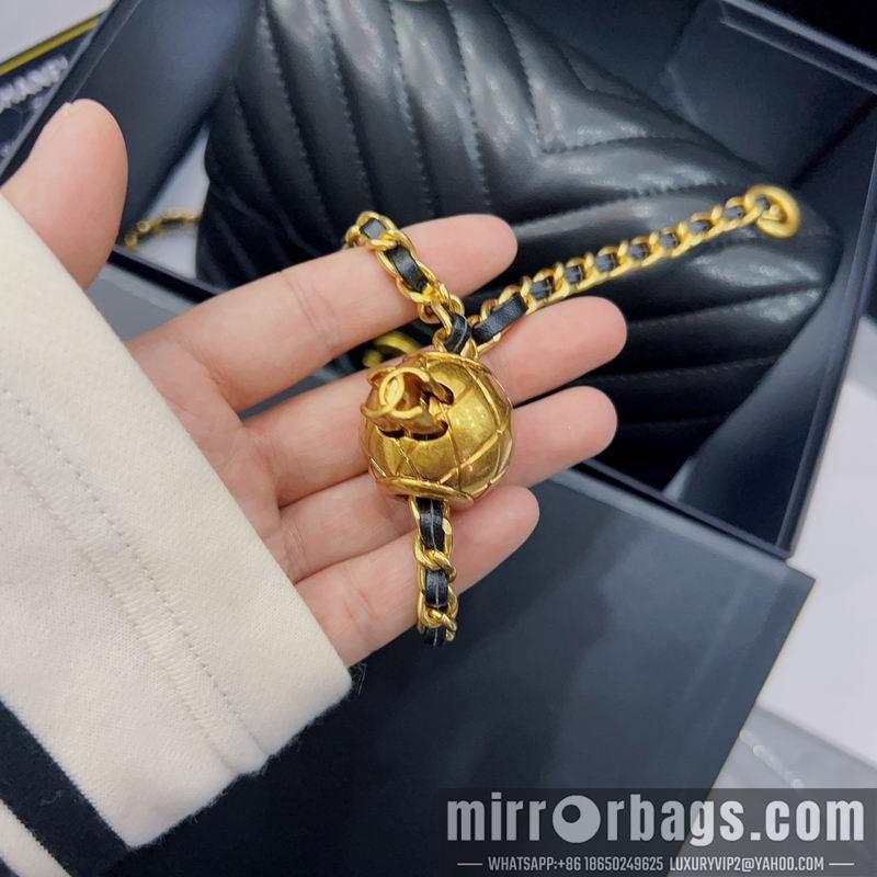 1:1 Chanel Bags Chanel 羊皮18cm CN