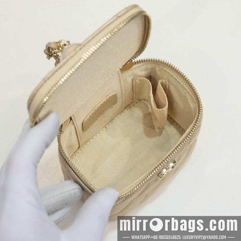 1:1 Chanel Bags 盒子包 8102 12X10X7cm WO