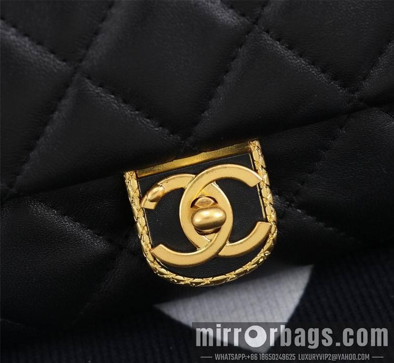 1:1 Chanel Bags 8819 18X12cm WO
