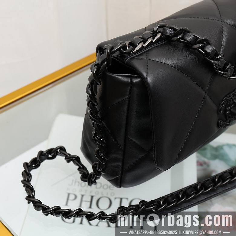 1:1 Chanel Bags 6012 26X16X9cm YG 2colour