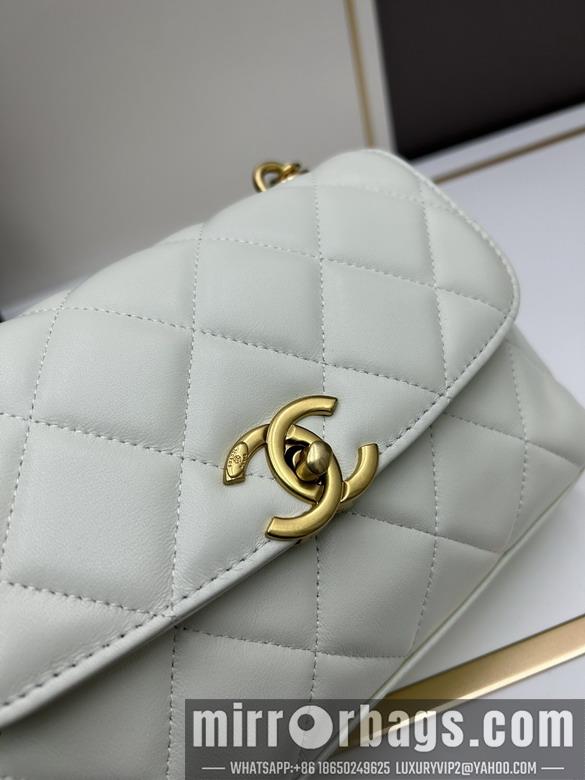 1:1 Chanel Bags Chanel 5115 13x20.5x6.5cm jj2
