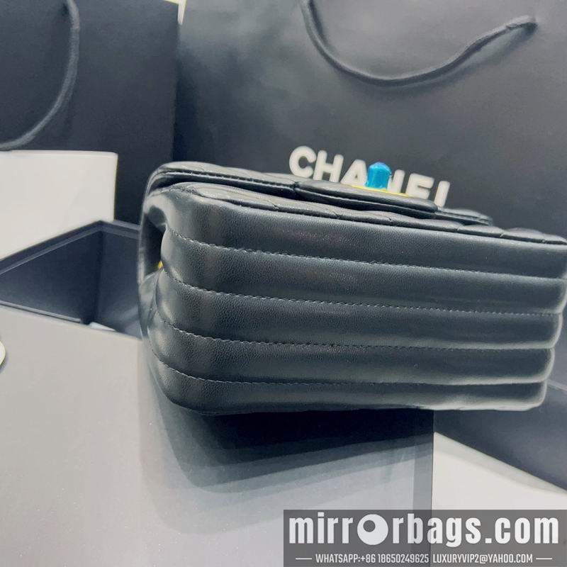 1:1 Chanel Bags Chanel 羊皮18cm CN
