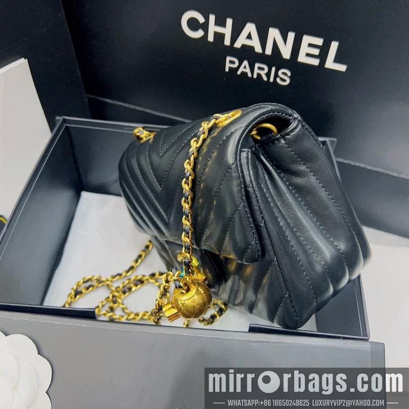 1:1 Chanel Bags Chanel 羊皮18cm CN