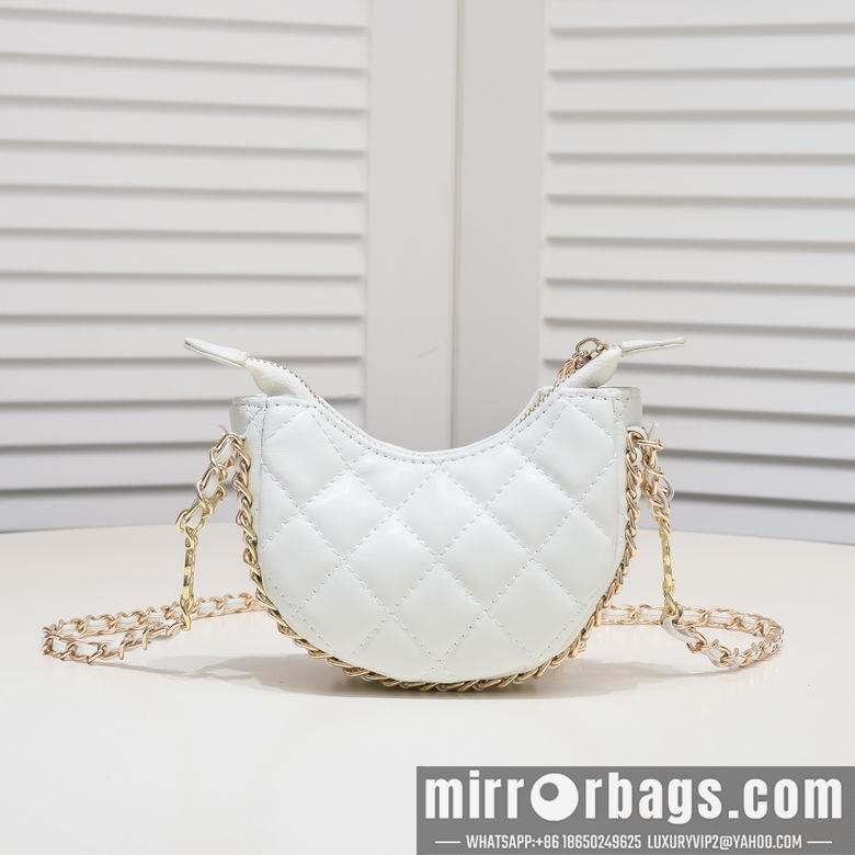 1:1 Chanel Bags 8098 4.1X3.7X2cm WO 4colour