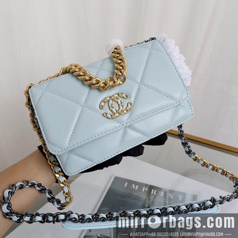 1:1 Chanel Bags 33816 20x14x4.5cm YG 3