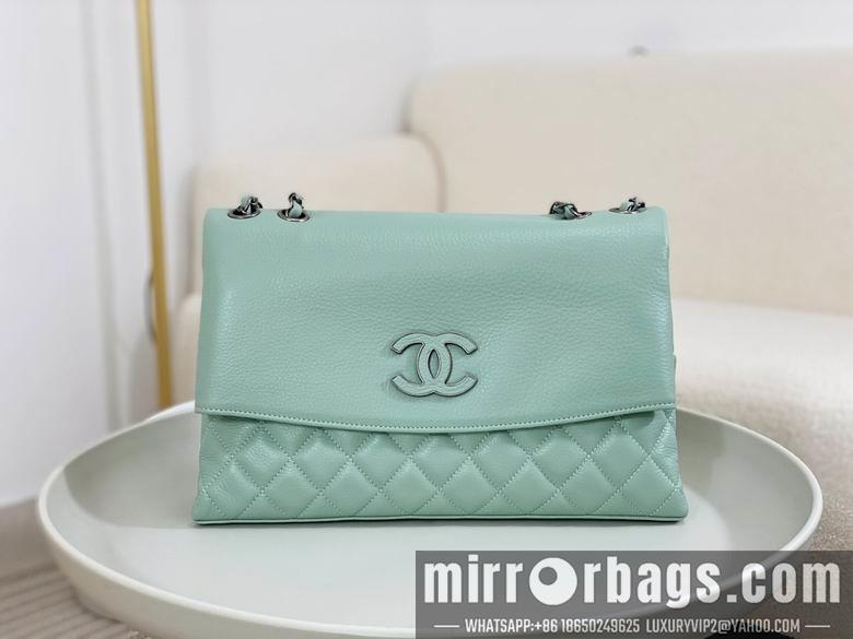 1:1 Chanel Bags AO7095 32X7.5X19cm YG 4