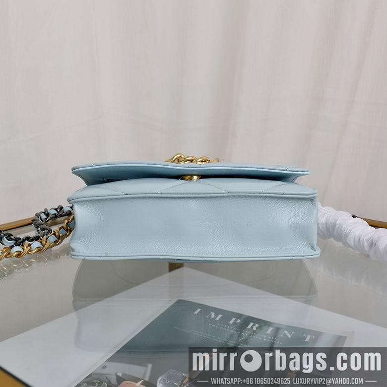 1:1 Chanel Bags 33816 20x14x4.5cm YG 3