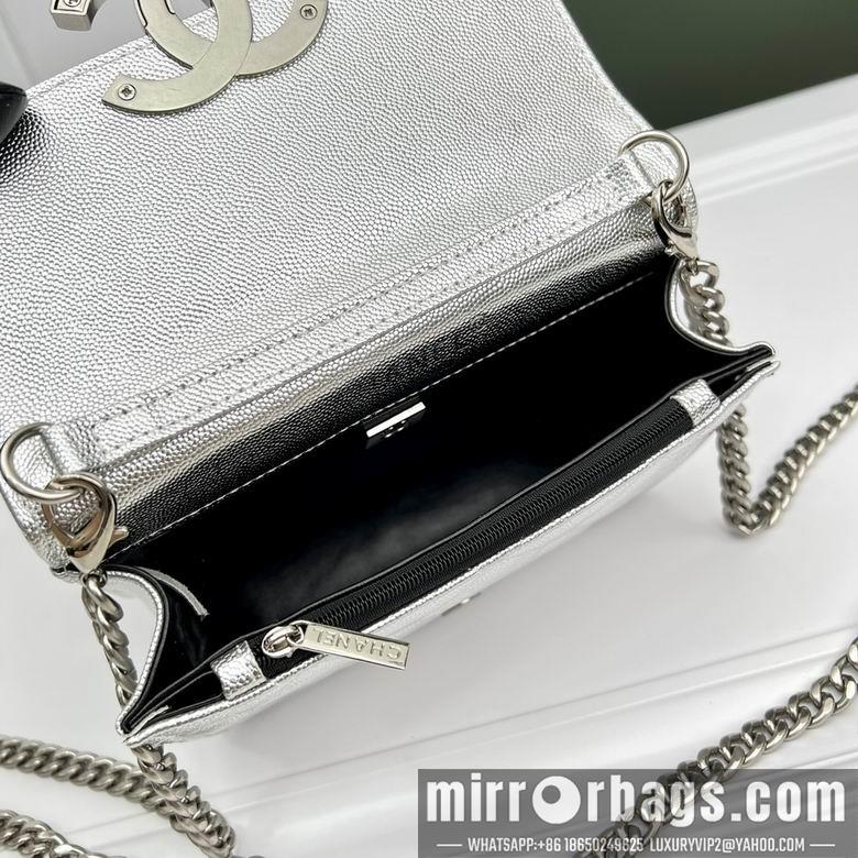 1:1 Chanel Bags 6809 20X11X6cm YG 4