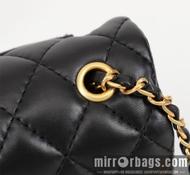 1:1 Chanel Bags 6210 18cm XMY 3